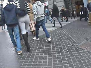 Lucky fella got an exquisite girlfriend Picture 4