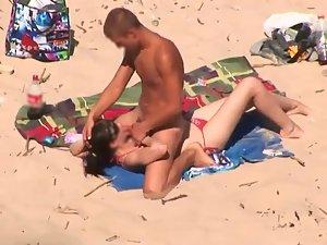 Ass grinding and fucking on a beach Picture 2