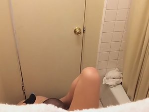 Teens make sex tape in bathroom Picture 5