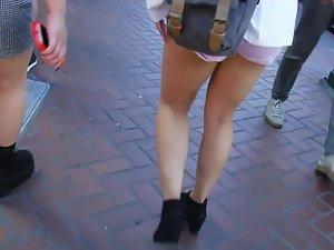 Hot asian with sexy strong legs Picture 7