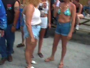 Slutty women showing off in a crowd Picture 8