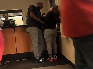Boyfriend and voyeur both love her big booty Picture 8