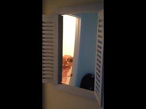 Husband videotapes his unaware wife in shower Picture 7