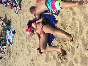 Teen with spread legs and cameltoe in bikini Picture 5