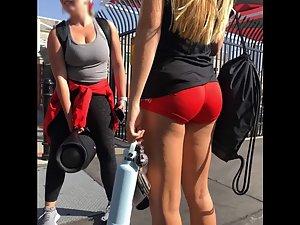 Hot pussy bulge in red shorts of an athletic girl Picture 6