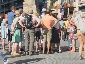 Two accidentally shown naked asses Picture 3