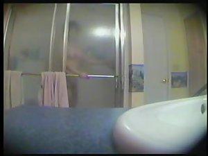 Wife's booty spied via a hidden camera Picture 4