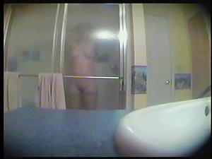 Wife's booty spied via a hidden camera Picture 7