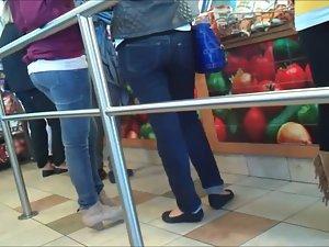 Peeping on two hot asses in a lunch line Picture 6