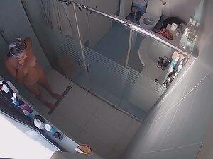 Amazing body of a curvy wife caught in shower Picture 2