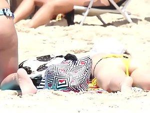 Her round butt left a nice impression Picture 5