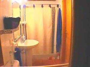Peeping my neighbor's masturbation Picture 1