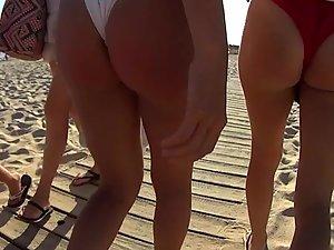 Ass in white bikini can't be explained with words Picture 8