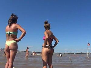 Bubble butt cheeks sized like watermelons Picture 4