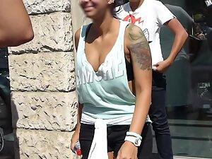 Busty party girl makes her boobs jump around Picture 7