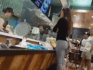 Unbelievably petite and sexy asian girl Picture 2