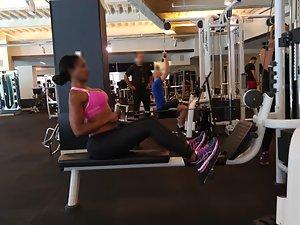 Fit girl saw me filming her in gym Picture 5