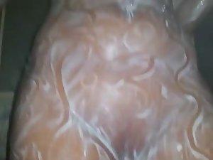 Artistic girlfriend draws on her soapy tits Picture 2