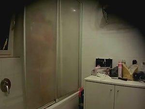 Stepmother spied nude in bathroom Picture 4