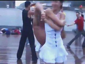 Dancing girl shows more than planned Picture 8