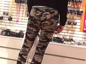 Hard to pick which one is fitter Picture 8