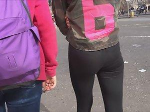 Teen girl wearing cheap tights Picture 6