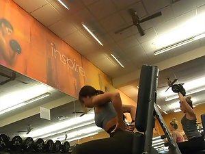 Jealousy directed at super hot fitness girl Picture 5