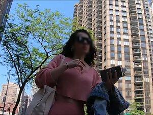 Trophy girlfriend material spotted by voyeur Picture 3