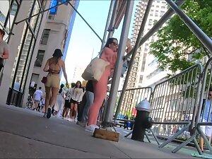 Trophy girlfriend material spotted by voyeur Picture 6