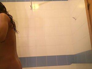 Spying on fit roommate naked in bathroom Picture 4