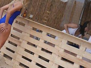 Smoking hot girl in one piece swimsuit Picture 7