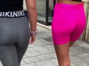 Hot friends are best of both worlds