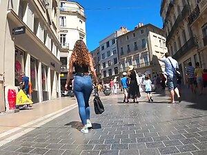 Key to sexiness is her ass to waist ratio Picture 6