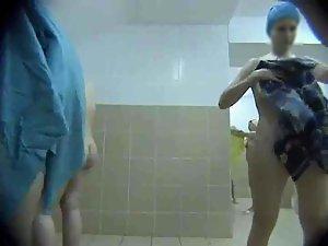 Women showering and wiping off Picture 4