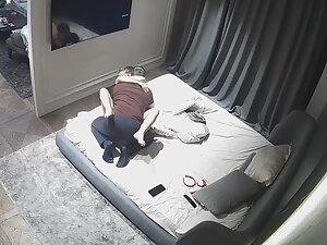 Boyfriend gets in the room as soon as she undresses Picture 2