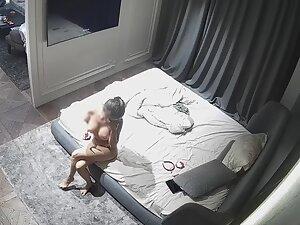 Boyfriend gets in the room as soon as she undresses Picture 8