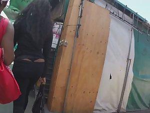 Black girl's thong peeks like whale tail Picture 3