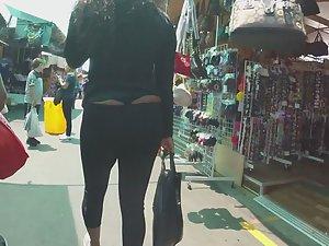 Black girl's thong peeks like whale tail Picture 8