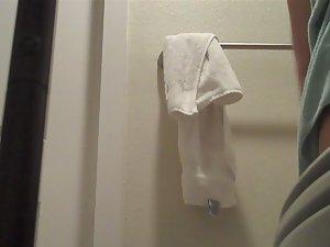 Fluffy young pussy bush got spied Picture 6