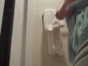 Fluffy young pussy bush got spied Picture 7