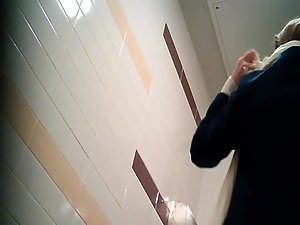 Beautiful teen girl caught by a toilet cam Picture 4