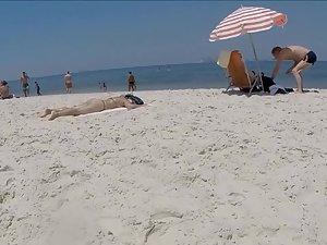 Girlfriend inspected behind boyfriend's back Picture 7