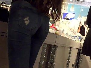Torn jeans give teen girl wedgie and hint of cameltoe Picture 2