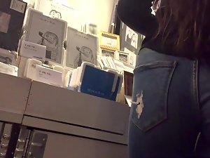 Torn jeans give teen girl wedgie and hint of cameltoe Picture 7