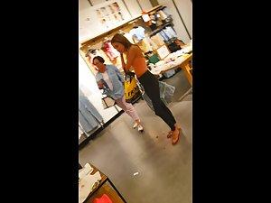 Tall teen with body of a supermodel Picture 4