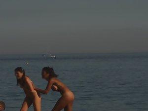 Girls get shy after skinny dip in water Picture 1