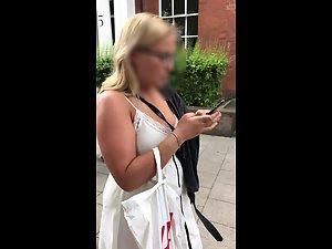 Slow motion video of boobs in white dress Picture 1