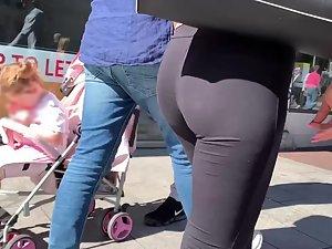 Thong seen through tights from a mile away Picture 8