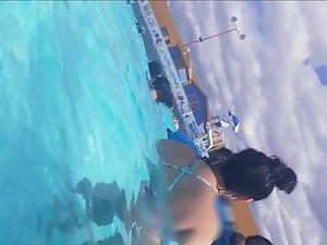 Underwater view of big butt shaking like jello Picture 5