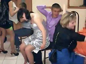 Lap dance competition on a wedding Picture 3